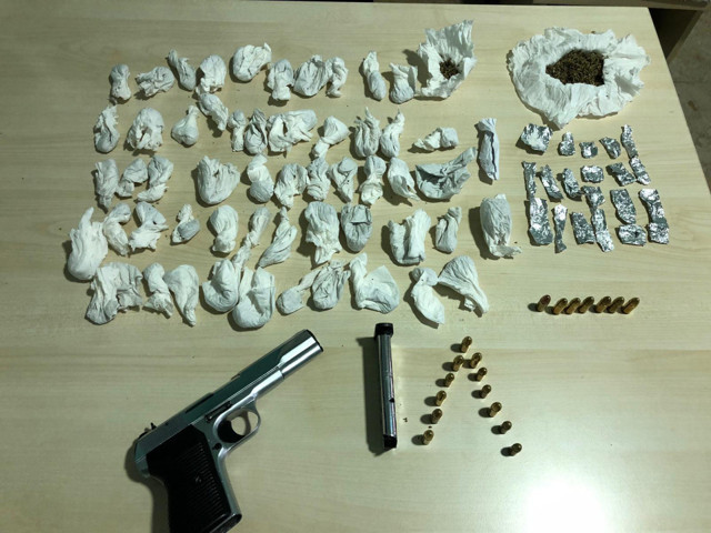 Bursa'da tavlaya gizlenen uyuşturucuyu 'Fırtına' buldu - Resim: 1