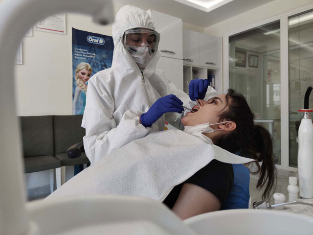Diş kliniklerinde koronavirüse karşı sıkı önlemler alınıyor - Resim: 0