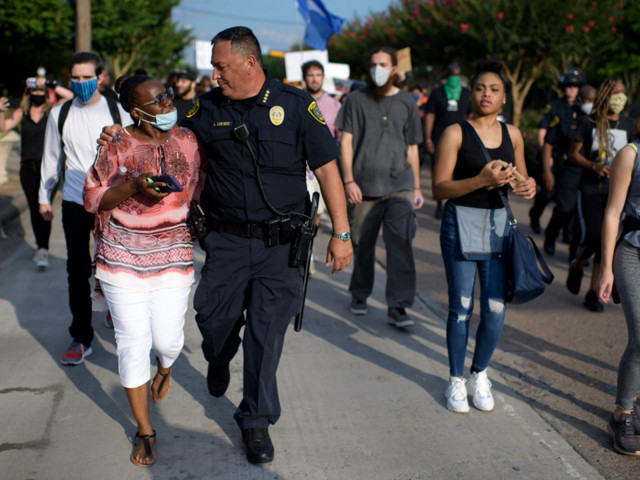 Polis şefi Art Acevedo'dan Trump'a tepki: Çeneni kapat - Resim: 0
