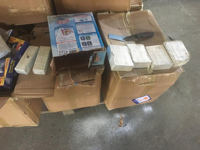 Van'da kargoda 82 kilo 155 gram eroin ele geçirildi - Resim: 1