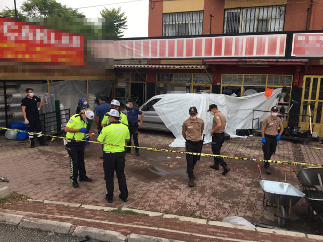 Konya'da 2 kişinin ölümüne sebep olup kaçtı 'Ben geçerken sarı yanıyordu' dedi - Resim: 1