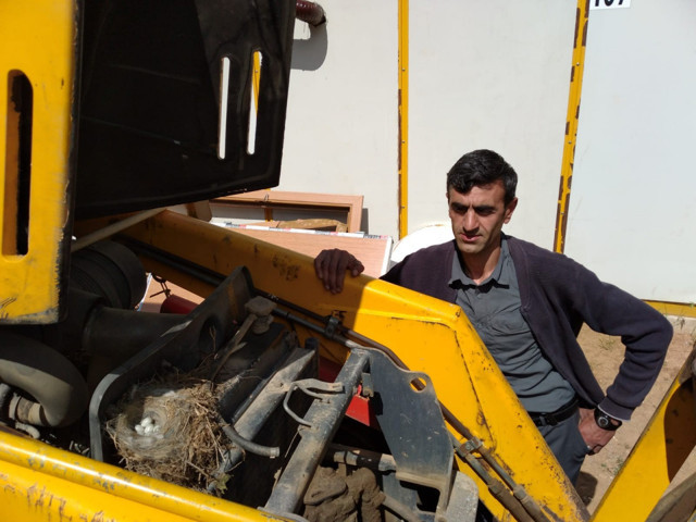 Van'da iş makinesi sahibinin eli kolu bağlandı sürekli takip ediyordu - Resim: 1