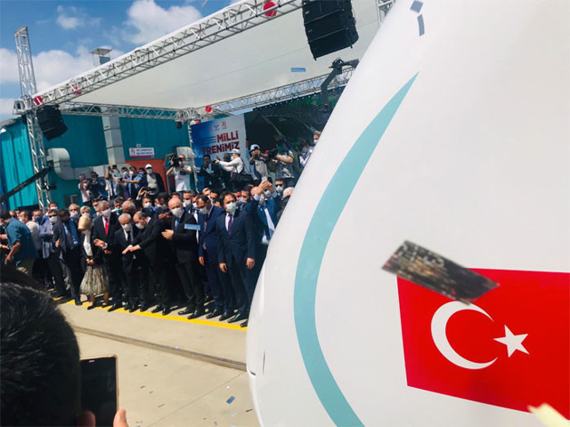 İlk yerli ve milli tren raylara indi Bakan Mustafa Varank'tan önemli açıklamalar - Resim: 1