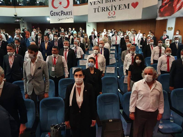 Genç Parti'nin yeni Genel Başkanı Cem Uzan'ın kardeşi Hakan Uzan oldu - Resim: 0