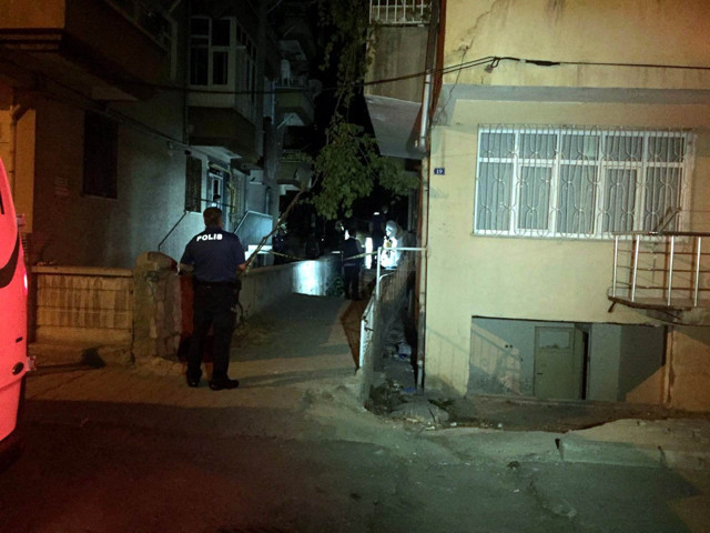 Kayseri'de 6 kişinin yaşadığı evde bir kişi sırtından vuruldu - Resim: 0