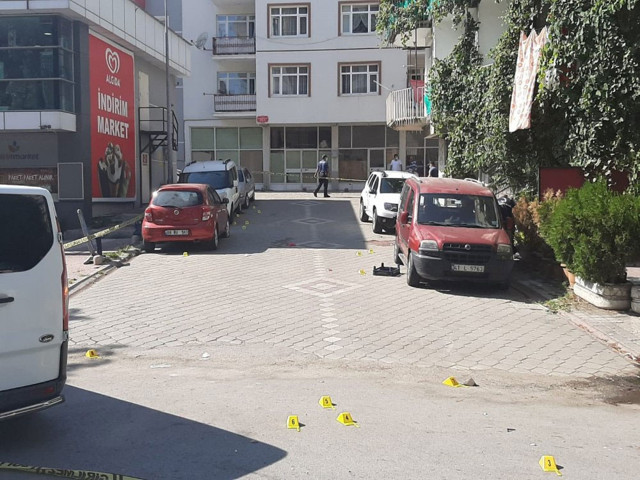 Samsun'da sokak ortası dehşet! 2 ölü 3 yaralı var - Resim: 1