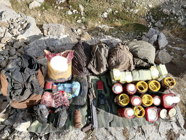 Valilik duyurdu! Van'da terör örgütü PKK'ya yönelik "Yıldırım-10" operasyonu - Resim: 0