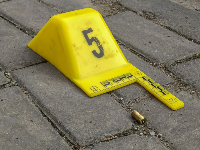 İstanbul Güngören'de seyir halindeki otomobil sürücüsüne silahlı saldırı - Resim: 0