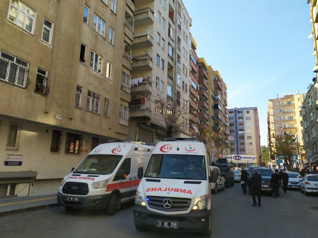 Diyarbakır'da avukat, eşi ve stajyeri doğalgaz zehirlenmesinden hayatını kaybetti - Resim: 0