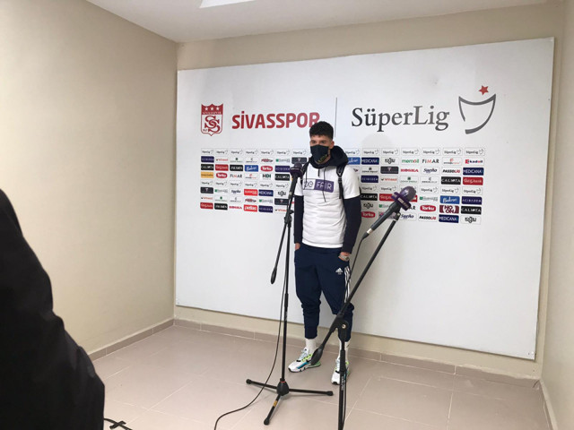 Mesut Özil ne zaman oynayacak? Ali Koç imza töreni için tarih verdi - Resim: 0