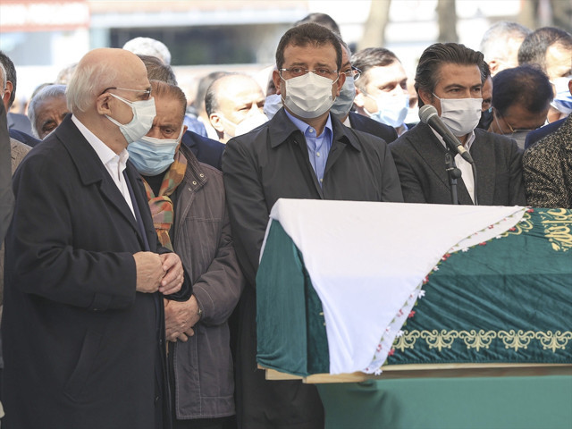 İçişleri Bakanı Süleyman Soylu'nun annesi Servet Soylu son yolculuğuna uğurlandı! Erdoğan yalnız bırakmadı - Resim: 3