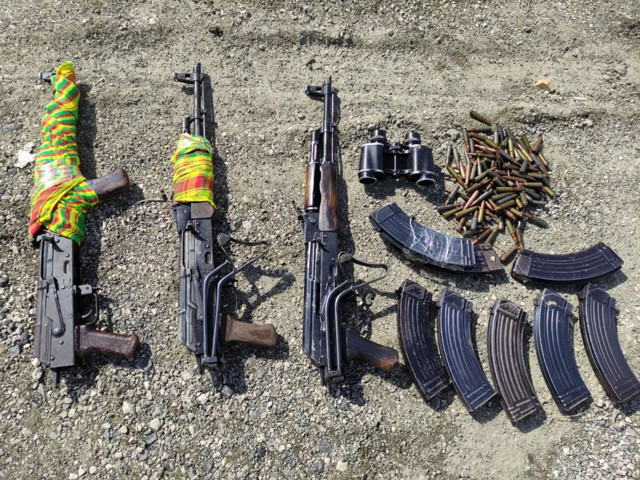 Van’da PKK tarafından tuzaklanmış 10 kilo C4 patlayıcı ele geçirildi - Resim: 2