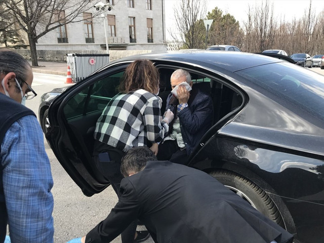 İYİ Parti Ankara Milletvekili Durmuş Yılmaz ve eşi Duriye Yılmaz trafik kazası geçirdi - Resim: 0