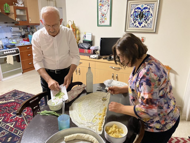 Kılıçdaroğlu'nun o fotoğraflarının sırrını çözdü! Türkiye’de yavaş yavaş ısındırılan bir şey var! - Resim: 0