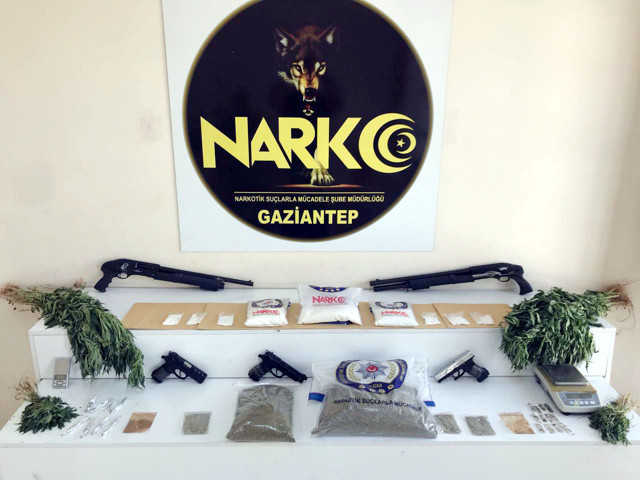 Gaziantep’te, 657 polisle uyuşturucu operasyonunda 24 gözaltı - Resim: 1