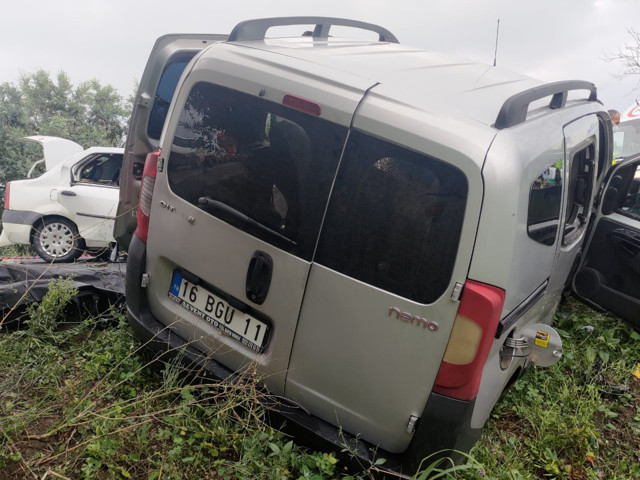 Bursa'da katliam gibi kaza 4 ölü 5 yaralı - Resim: 1