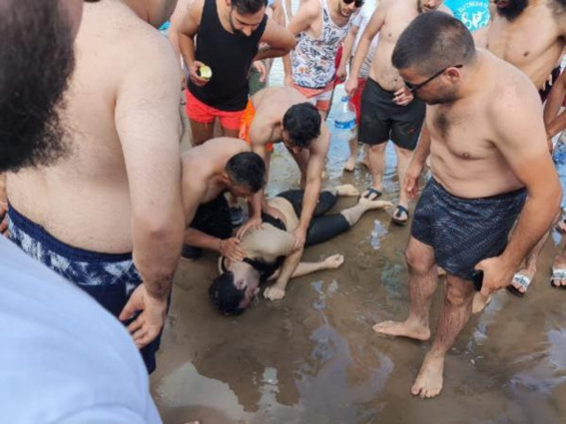 Son dakika Şile'de denize girmek yasaklandı! - Resim: 0