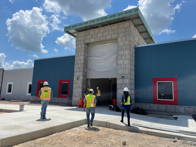 ABD'den FETÖ elebaşına bir ''kıyak'' daha! Yeni okulun inşaatı görüntülendi - Resim: 2