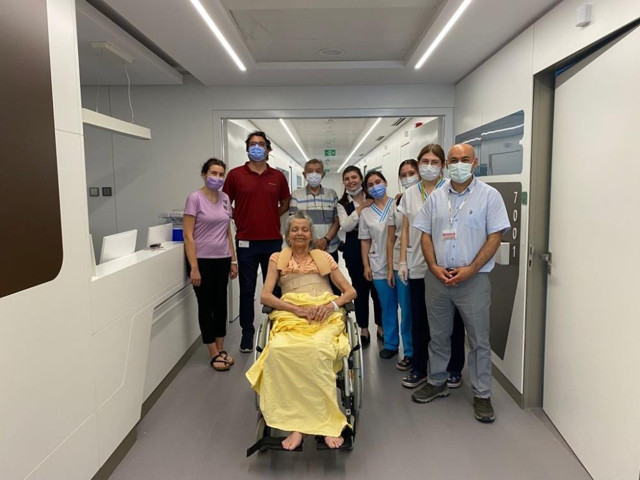 İzmir'de korona korkusu felç etti! Asıl şok haberi hastaneye gidince aldı - Resim: 0