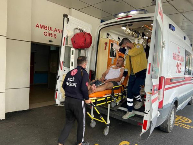 Pusu kurup kızını okula götüren eski eşini öldürdü, şahitlik yapan komşusunu yaraladı - Resim: 1