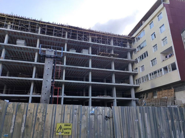 Şişli'de şaşkına çeviren görüntü! Bina inşaatına bakanlar dönüp bir daha bakıyor - Resim: 2