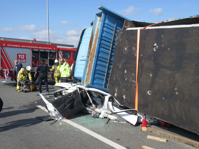 Beykoz'da feci kazada ölen üniversiteli toprağa verildi - Resim: 0
