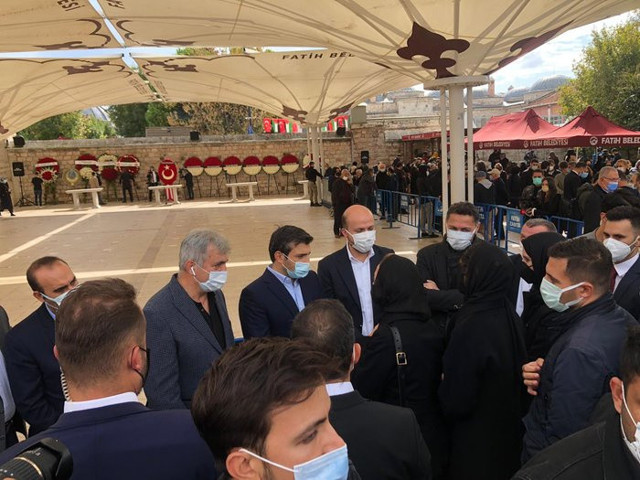 Özdemir Bayraktar son yolculuğuna uğurlanıyor! Köyünde toprağa verilecek - Resim: 5