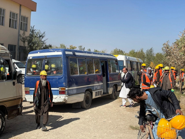 Taliban ekonomik krizdeki Afganistan'da işçi maaşlarını "buğday'la ödeyecek - Resim: 0