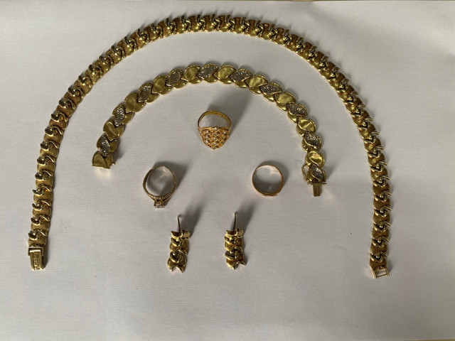 Mersin'de asansörde cansız bedeni bulunmuştu! O kadını komşuları öldürmüş - Resim: 0