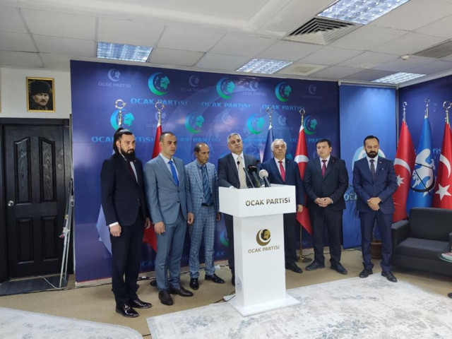 Gelecek Partisi'nde istifa şoku! - Resim: 0