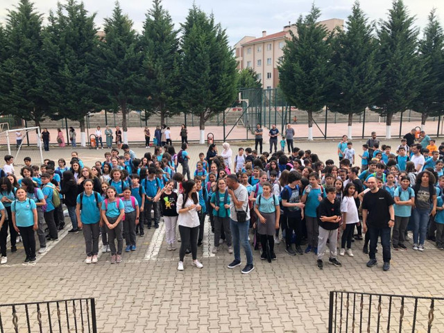 Helal olsun! Öğrencilerden Türkiye'ye örnek olacak davranış - Resim: 1