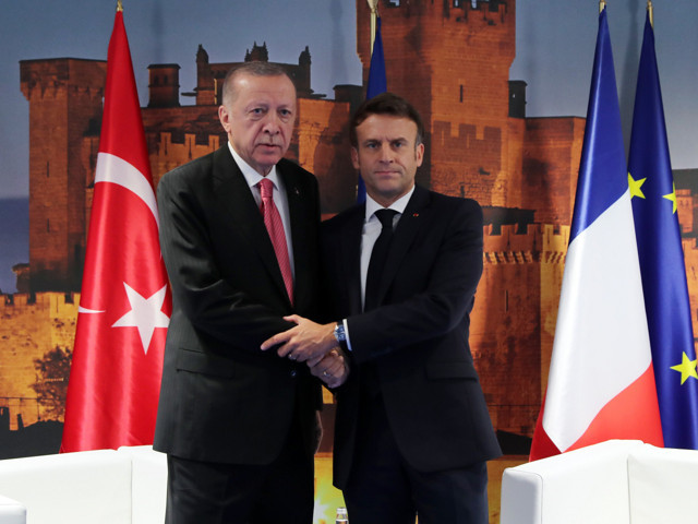 Cumhurbaşkanı Erdoğan Fransa Cumhurbaşkanı Macron ile görüştü - Resim: 0