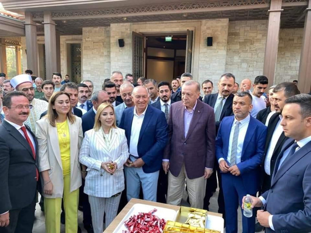 Cumhurbaşkanı Erdoğan, Muğla’da partililerle bayramlaştı - Resim: 0