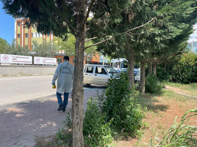 Bursa'da boşanma davasında kayınpeder damadını bıçakladı - Resim: 1