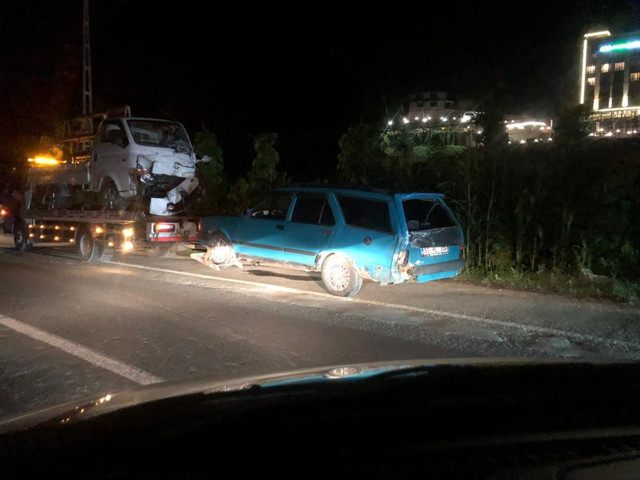 Rize'de zincirleme kaza: Çok sayıda yaralı var - Resim: 1