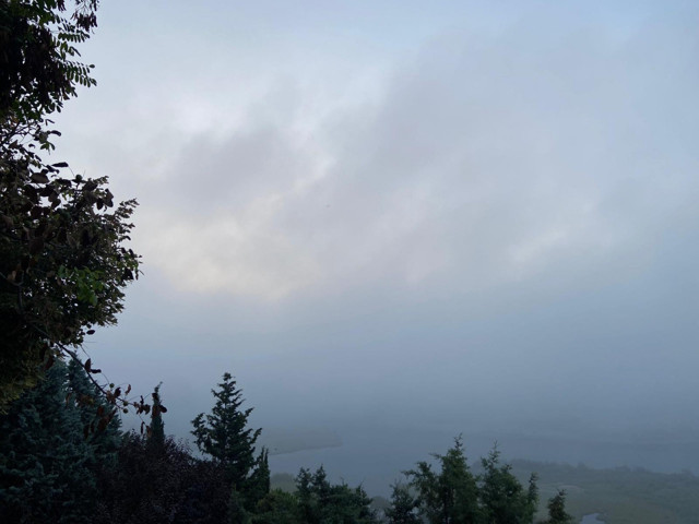 İstanbul'da bu sabah; yoğun sis etkili oldu köprüler görünmez hale geldi - Resim: 0