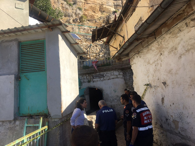 Girişi yasak olan mağaraya girdi! Sonrası korkunç... - Resim: 0