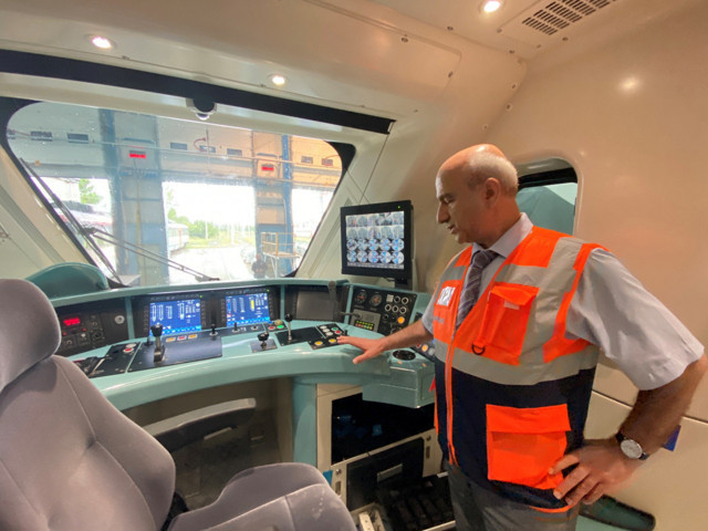 Türkiye'yi 5 kez sorunsuz dolaştı! 160 km hız yapıyor, Milli Tren'de sona gelindi - Resim: 0