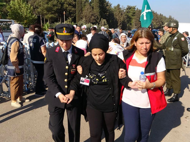 Irak'ta şehit düşen 4 asker memleketlerinde toprağa verildi - Resim: 1