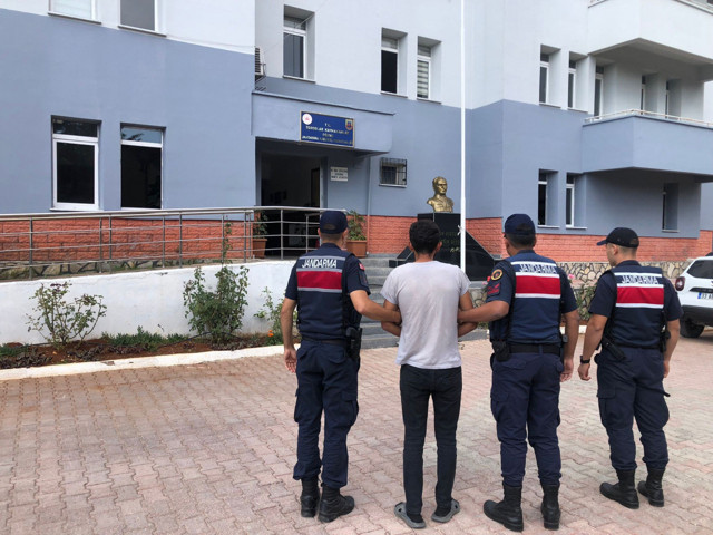 Mersin'de 'babam hareketsiz yatıyor' dedi katil çıktı! Cinayetin nedenini itiraf etti - Resim: 1