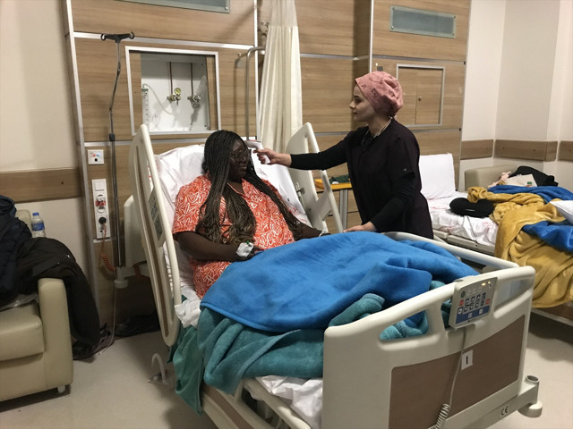 ABD'li hemşire istediği doktoru Kars'ta buldu! 3 ülke 10 doktor arasından seçti - Resim: 0