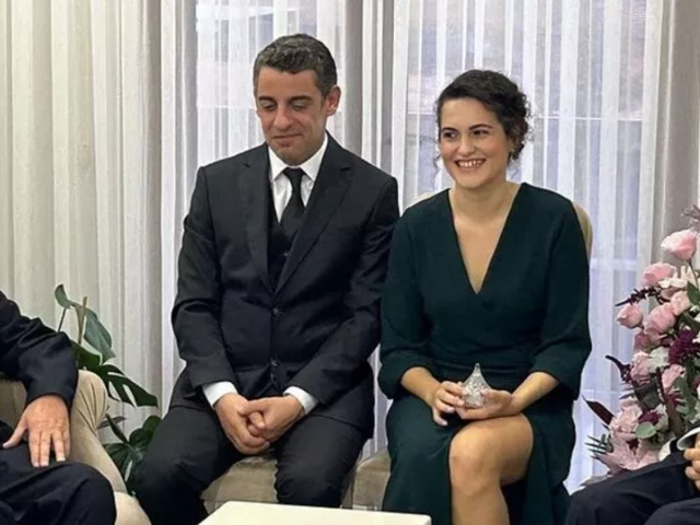 Kavak Yelleri'nin Efe'si evliliğe ilk adımını attı! 'Çok tatlı bir kızı istedik' - Resim: 0