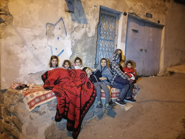 Deprem Uzmanı Ahmet Ercan açıkça uyardı! Artık bekliyoruz 10 yıldır çok gergin - Resim: 0