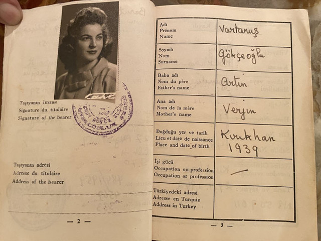 Lübnan'daki Ermeni asıllı aile, Türkiye'den aldığı 'takdir mektubunu' 84 yıldır saklıyor - Resim: 0