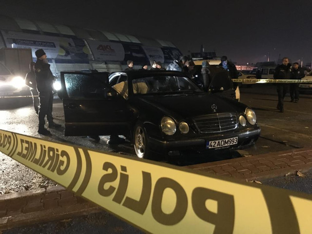 Konya'da otoparkta şüpheli ölüm! Cansız bedeni arka koltukta bulundu - Resim: 2