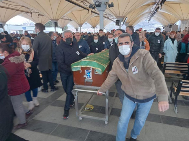 Adnan Menderes'in idamını fotoğraflayan İsmail Şenyüz son yolcuğuna uğurlandı 15-20 gün uyuyamadım - Resim: 2