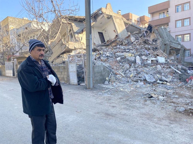 Enkazdan canlı çıkarıldı ama onu bir daha gören olmadı - Resim: 1