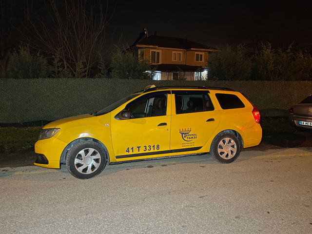 Film gibi olay! 200 mülteciyi İstanbul diye Sakarya’ya indirdiler! Taksimetre şok etti - Resim: 0