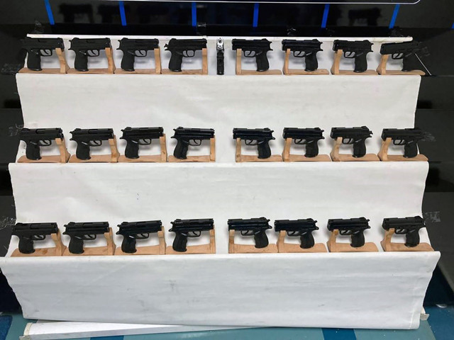 Adana polisinden operasyon! Kızını da işe alet etmiş - Resim: 1