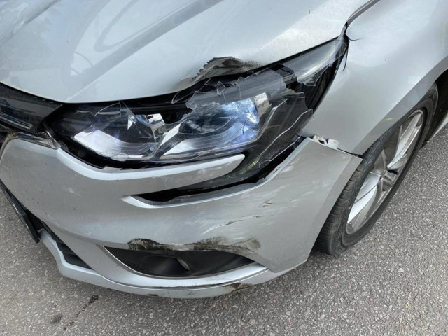 Kocaeli'de trafikte kavga çıktı, araçtan sopa ile inip dehşet saçtılar! O anlar saniye saniye kamerada - Resim: 3